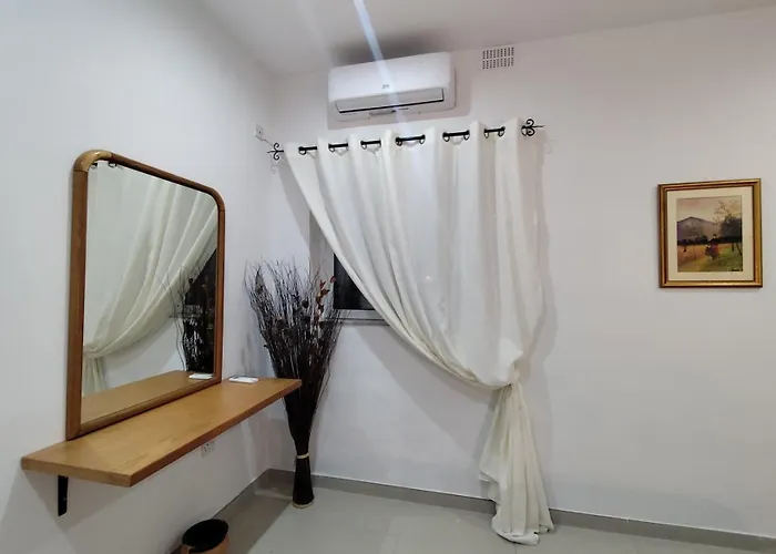 Gateway Maisonette *